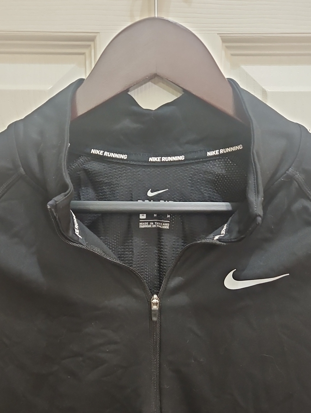 Nike Dri-fit Logo Black Quarterzip Thumbhole Pullover Runners Fleece Sz Med - Picture 2 of 7